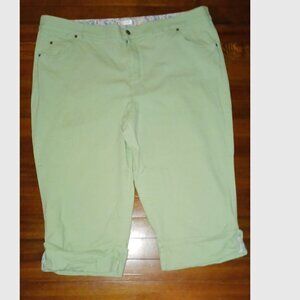 CJ Banks Capris with Floral detailing, Size 24W